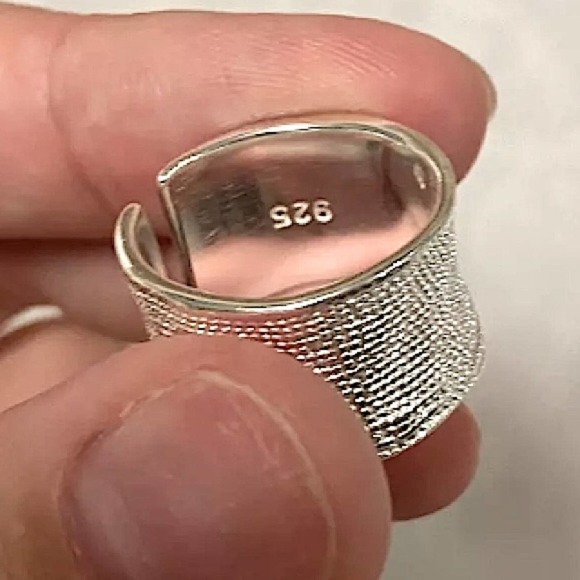 STERLING SILVER IRREGULAR TEXTURE RING - Picture 11 of 11